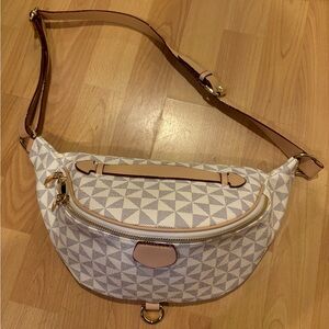 Crossbody sling bag